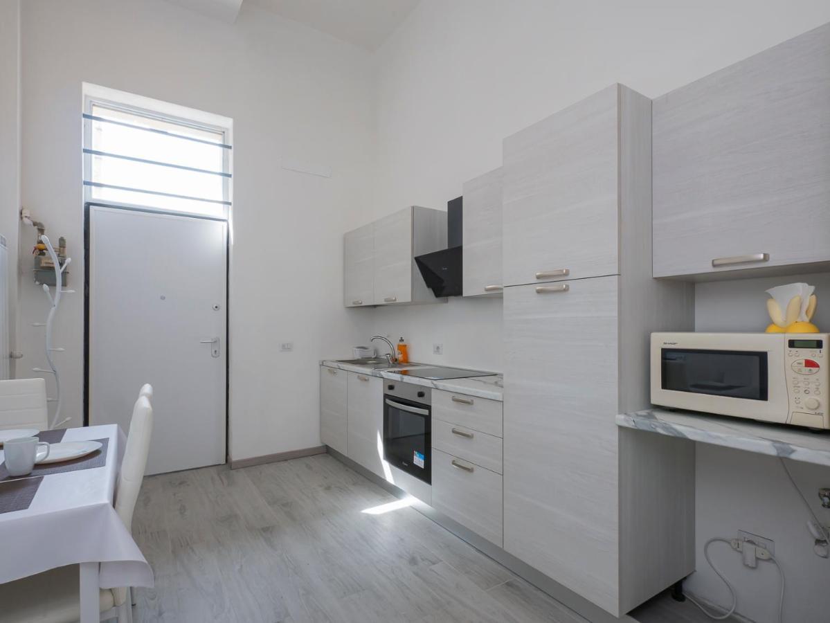 I Host Apartment - Neera 22 Milaan Buitenkant foto