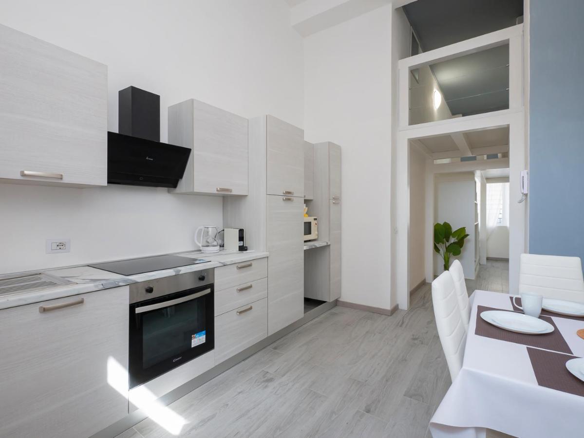 I Host Apartment - Neera 22 Milaan Buitenkant foto